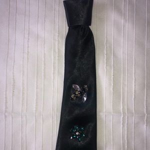Beautiful tie brooch